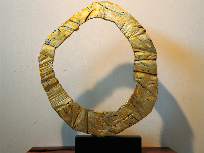 Ringe, Holz vergoldet / versilbert, 2008