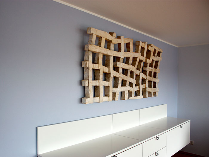 Waagerechte, Holz bemalt, 2012